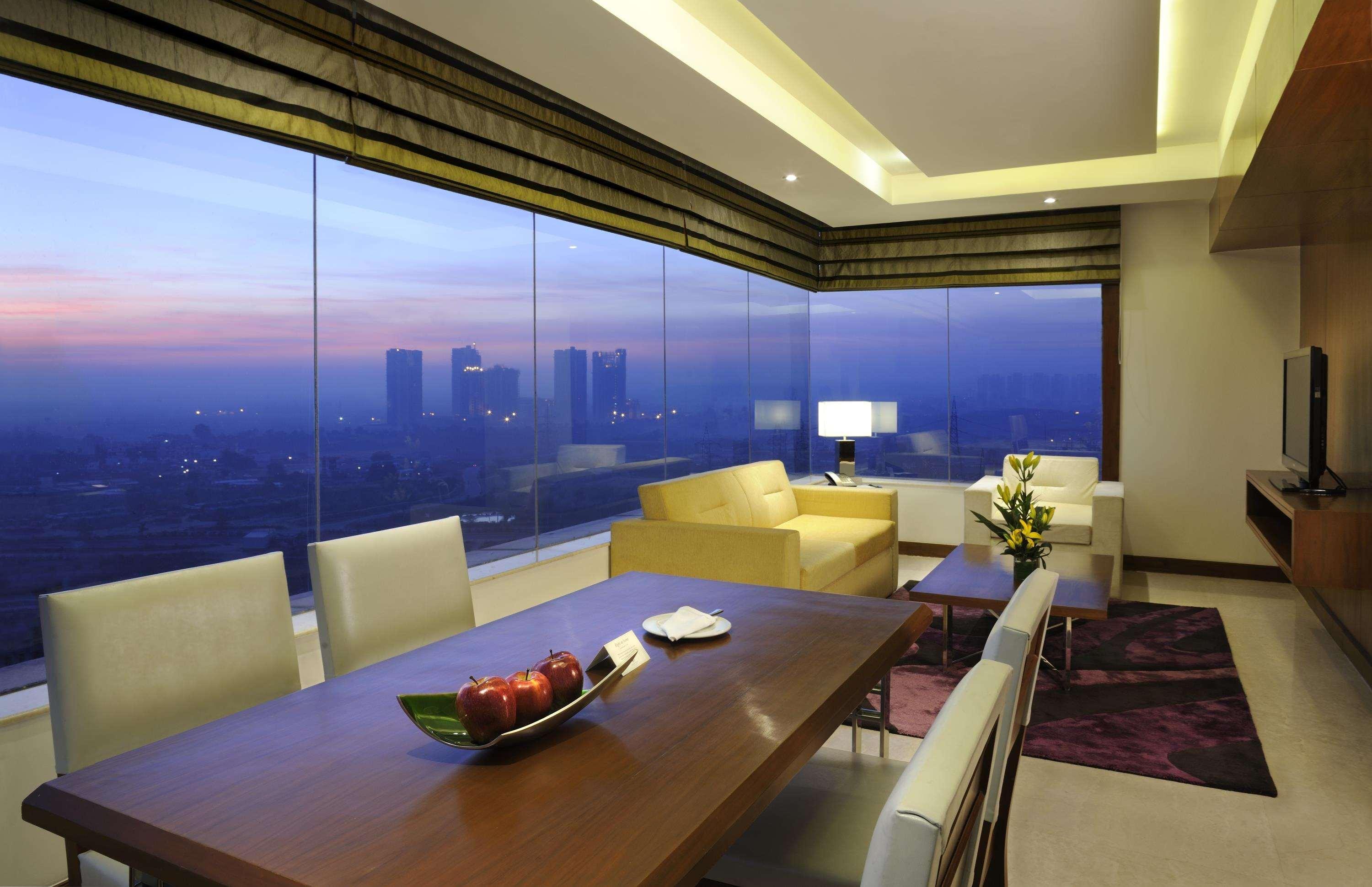 Doubletree By Hilton Gurgaon New Delhi Ncr Hotel Exterior foto