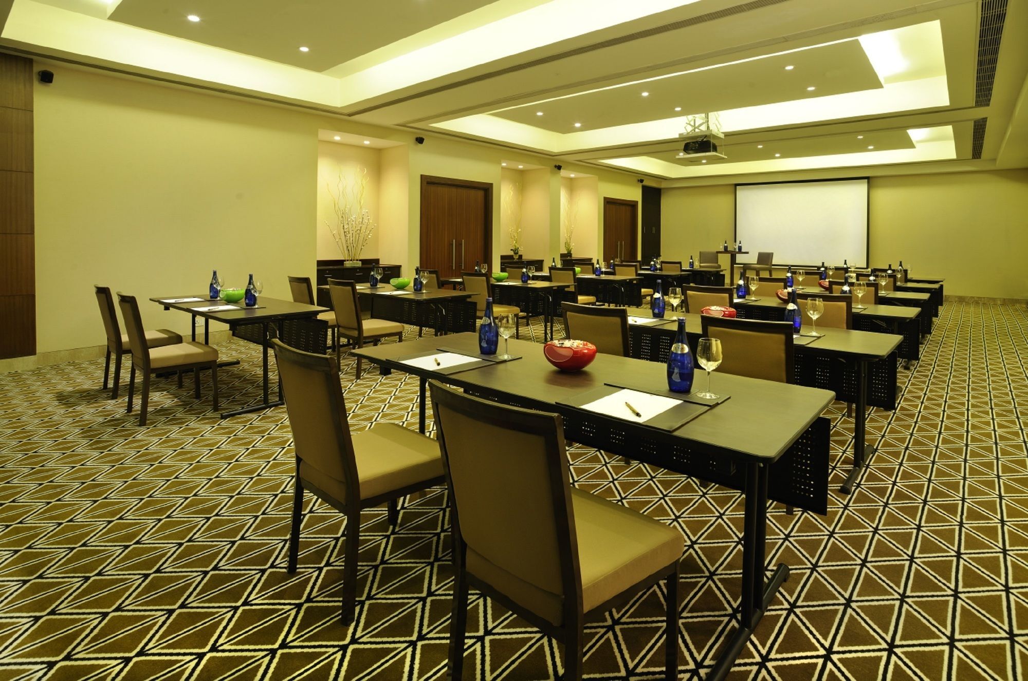 Doubletree By Hilton Gurgaon New Delhi Ncr Hotel Negócio foto